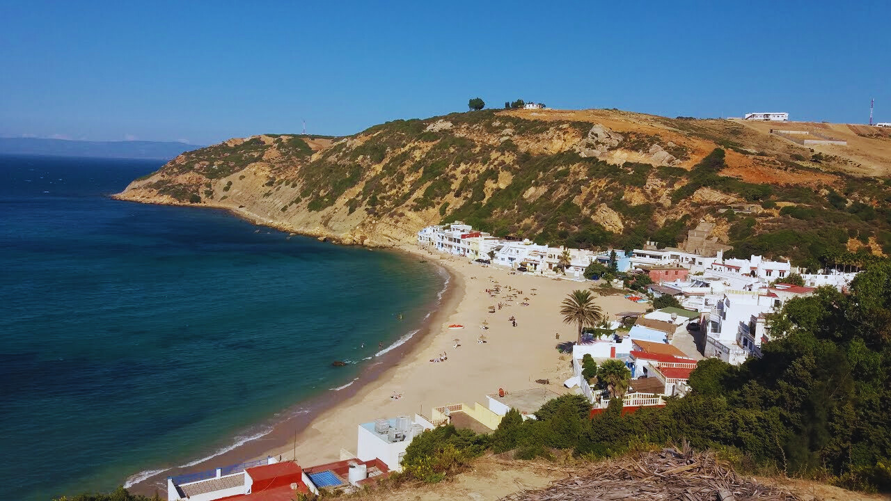 اكتشف أجمل شواطئ طنجة: دليل شامل. - طنجة 360